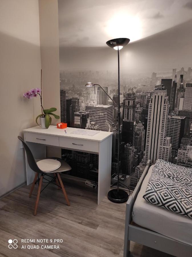 Baross Apartman Kaposvár エクステリア 写真